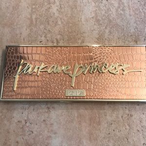 Tarte park ave princess chisel palette